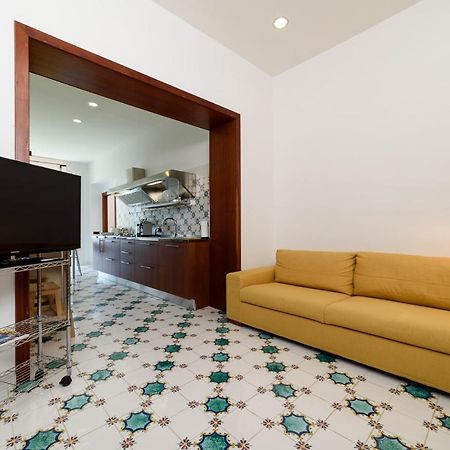 Amalfi Coast Family Luxury Suite Vietri Exteriör bild