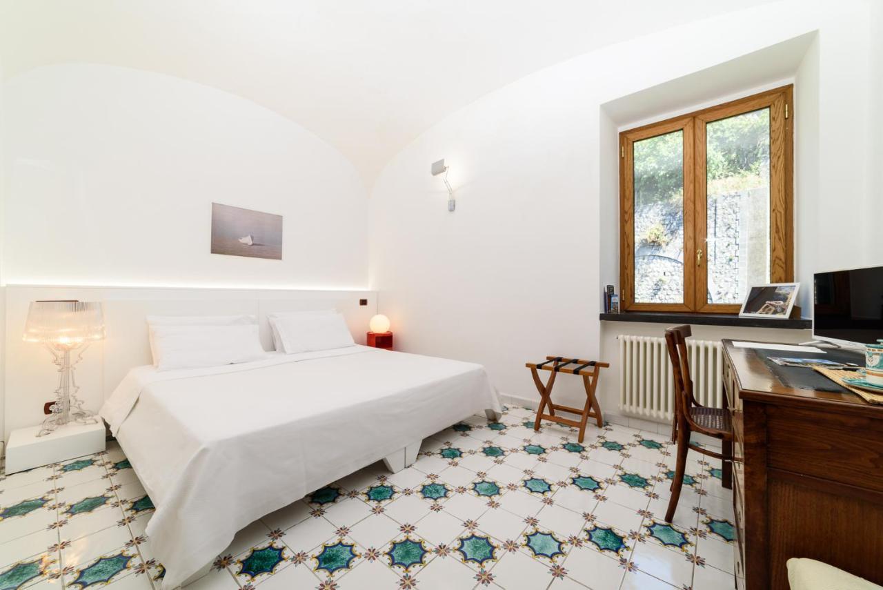 Amalfi Coast Family Luxury Suite Vietri Exteriör bild