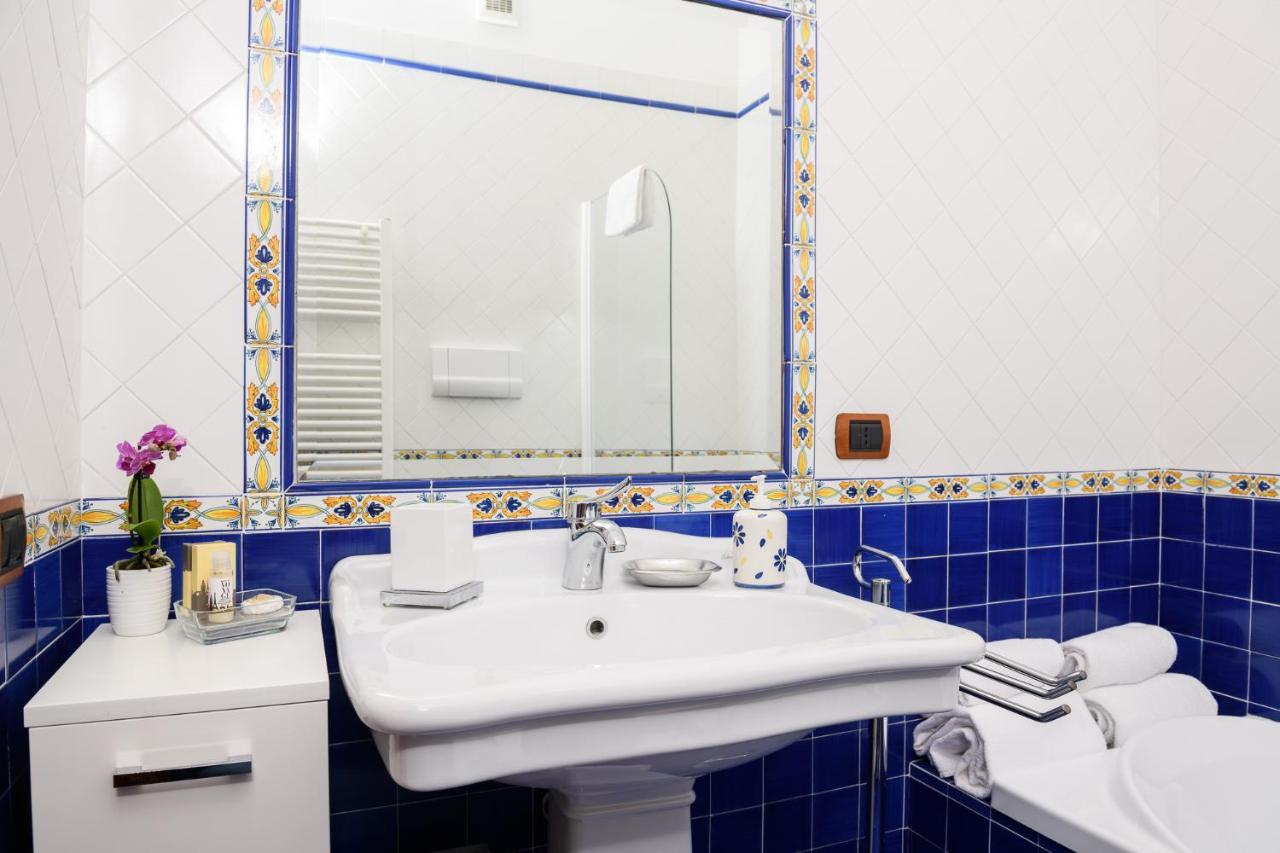 Amalfi Coast Family Luxury Suite Vietri Exteriör bild