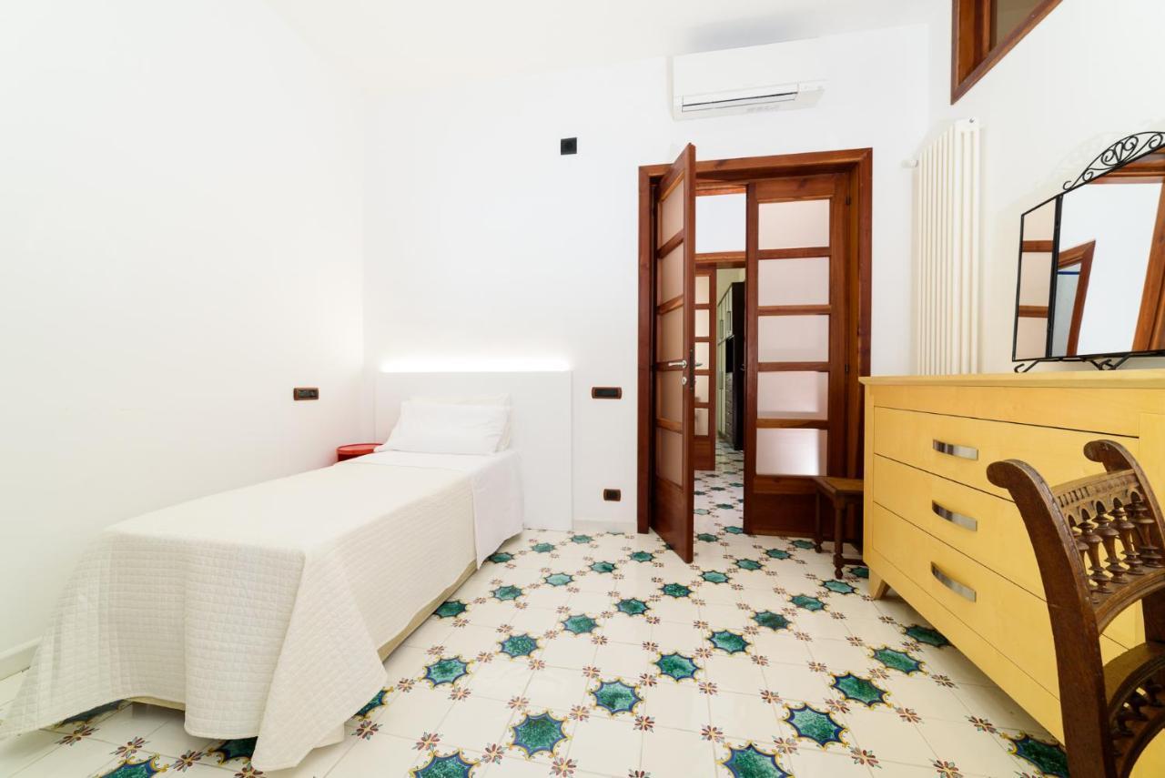 Amalfi Coast Family Luxury Suite Vietri Exteriör bild
