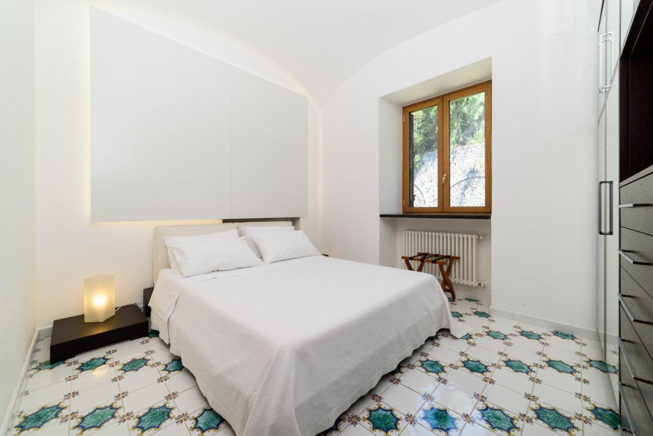 Amalfi Coast Family Luxury Suite Vietri Exteriör bild
